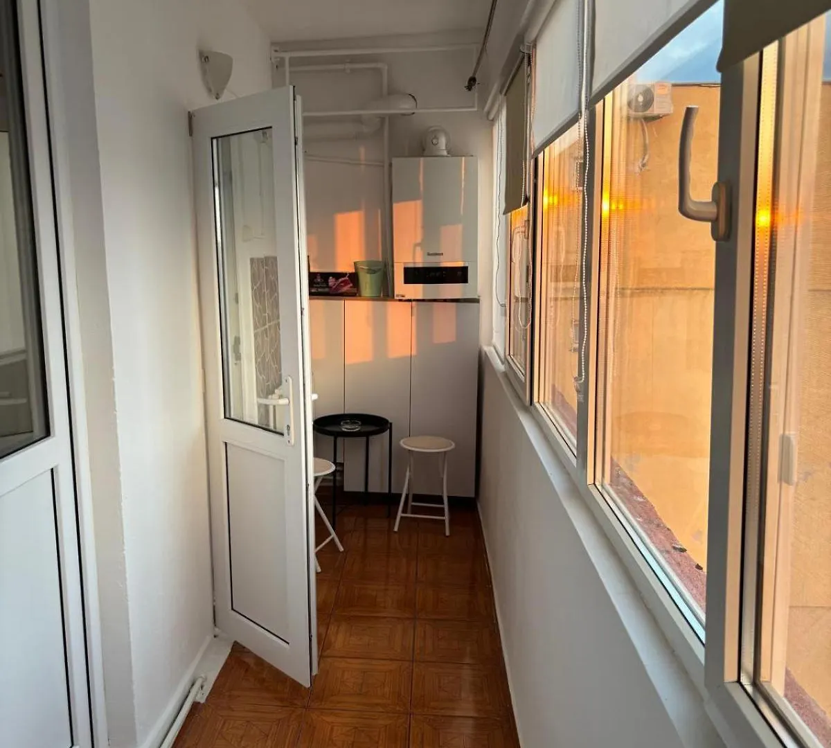 Ap 3 Camere Decomandate In Apropiere De Plaja Perla Bucareste
